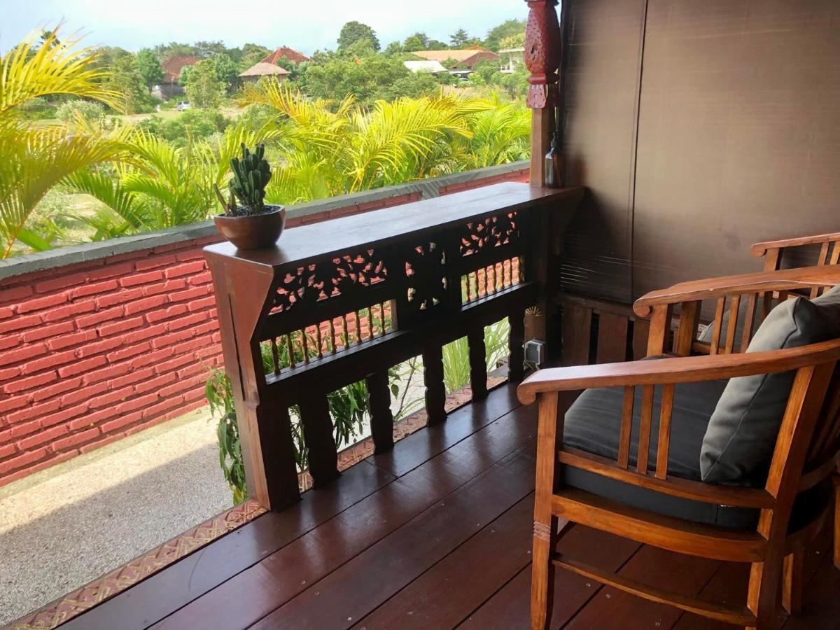 The Hidden Escapes Bingin- Sunset Rooftop Wood House With Ocean View & Private Kitchen Uluwatu Eksteriør bilde